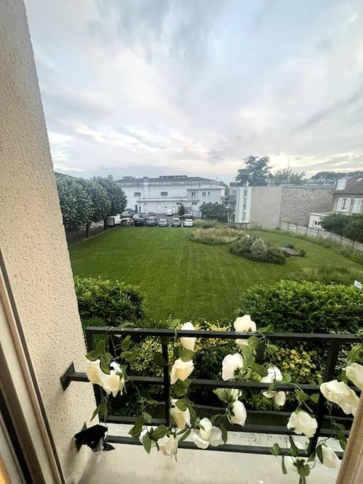 Wondersuite Appartement - Centre Ville Avec Parking Couvert -15Mn De Paris Et 10 Mn De Stade De France, Wifi, Netflix Deuil-la-Barre Esterno foto